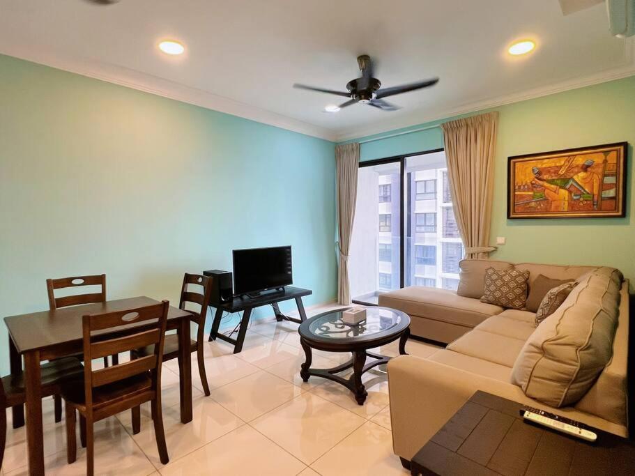 Homely 2Br Heritage D'Sara @ Link To Mrt, Near Thomson Hospital & Sungai Buloh Hospital Dış mekan fotoğraf