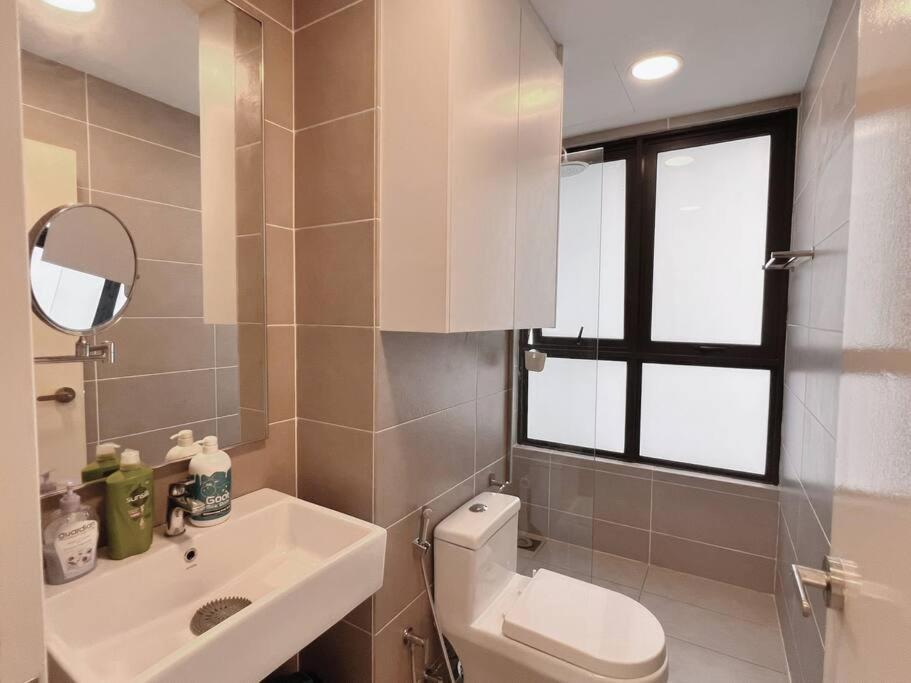 Homely 2Br Heritage D'Sara @ Link To Mrt, Near Thomson Hospital & Sungai Buloh Hospital Dış mekan fotoğraf