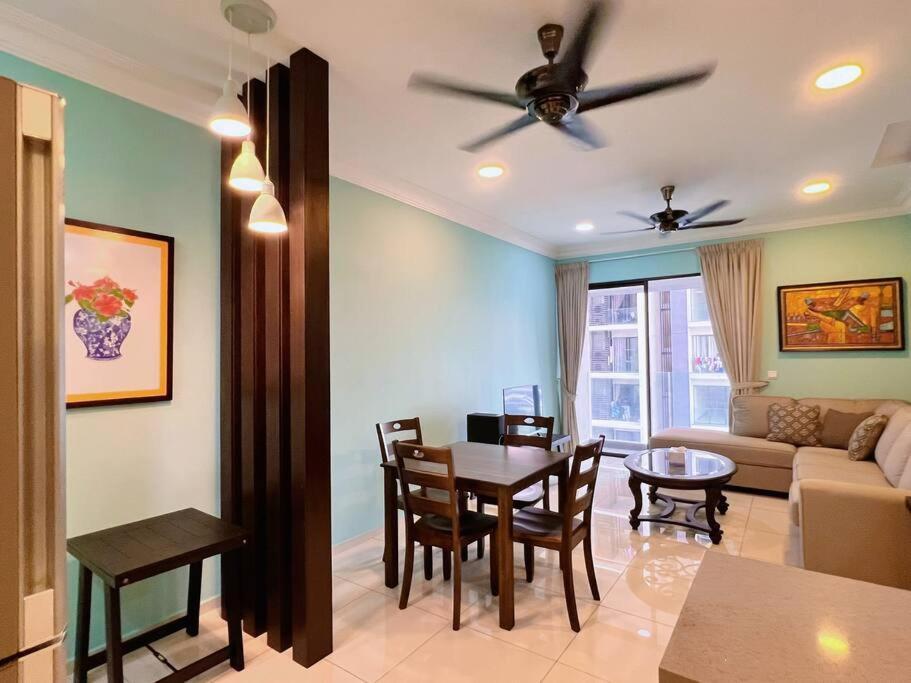 Homely 2Br Heritage D'Sara @ Link To Mrt, Near Thomson Hospital & Sungai Buloh Hospital Dış mekan fotoğraf