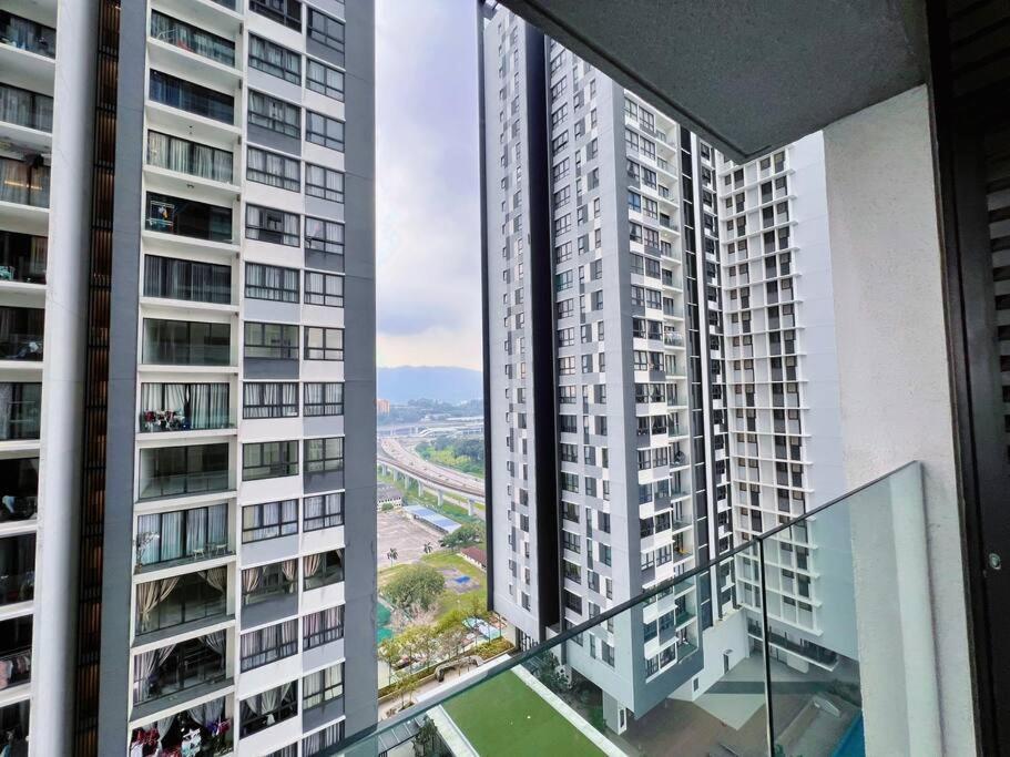 Homely 2Br Heritage D'Sara @ Link To Mrt, Near Thomson Hospital & Sungai Buloh Hospital Dış mekan fotoğraf